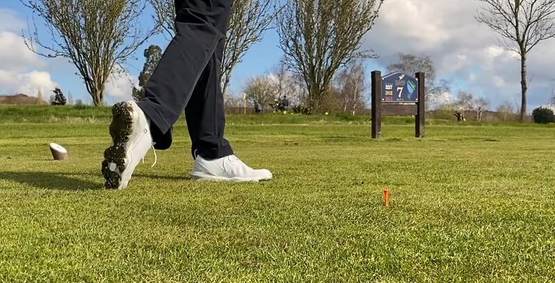 Do Golf Shoes Make a Difference