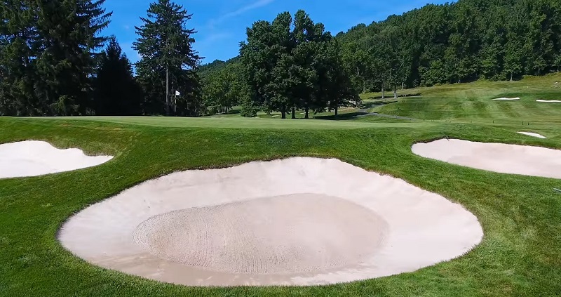 What Is A Bunker In Golf