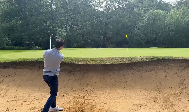 How To Chip A Golf Ball